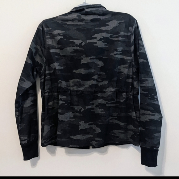 JET John Eshaya Camouflage Jacket - Picture 3 of 6